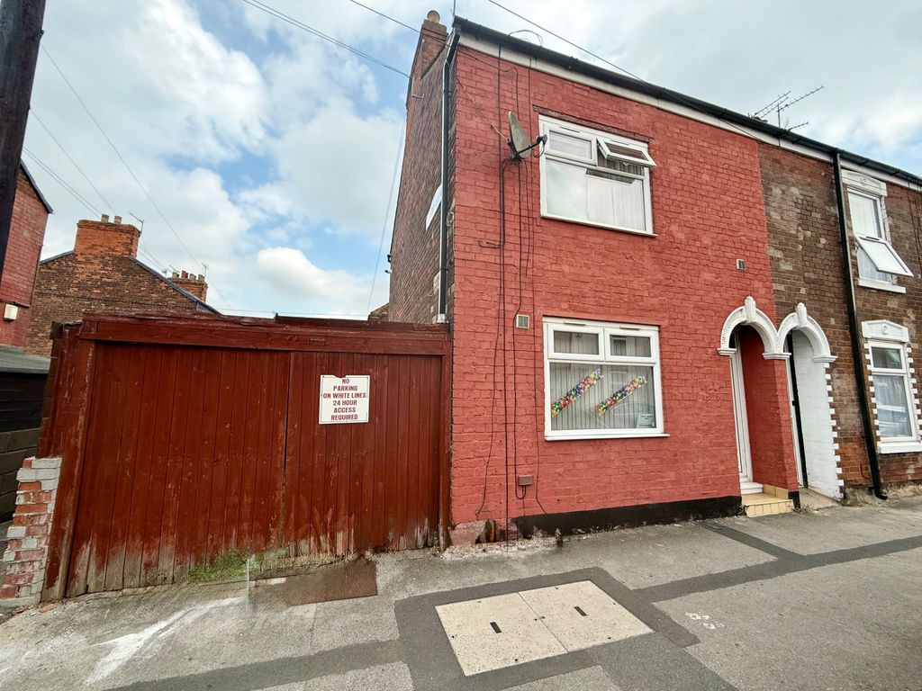 Property photo 1 of 13