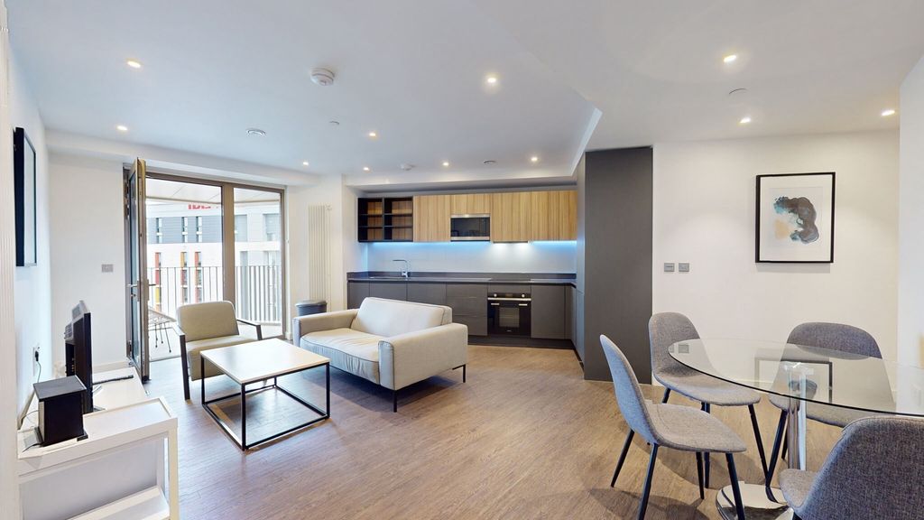 Property photo 2 of 14 Photo 2