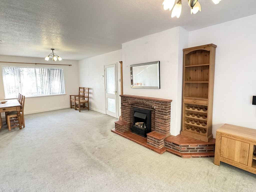 Property photo 3 of 14 Not Specified