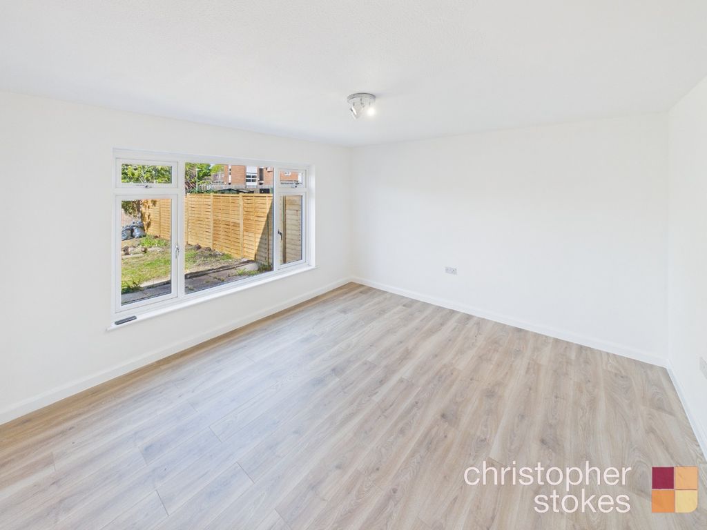 Property photo 2 of 13 5097952