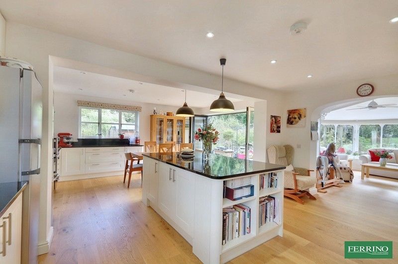 Property photo 3 of 36 Kitchen Breakfast Room