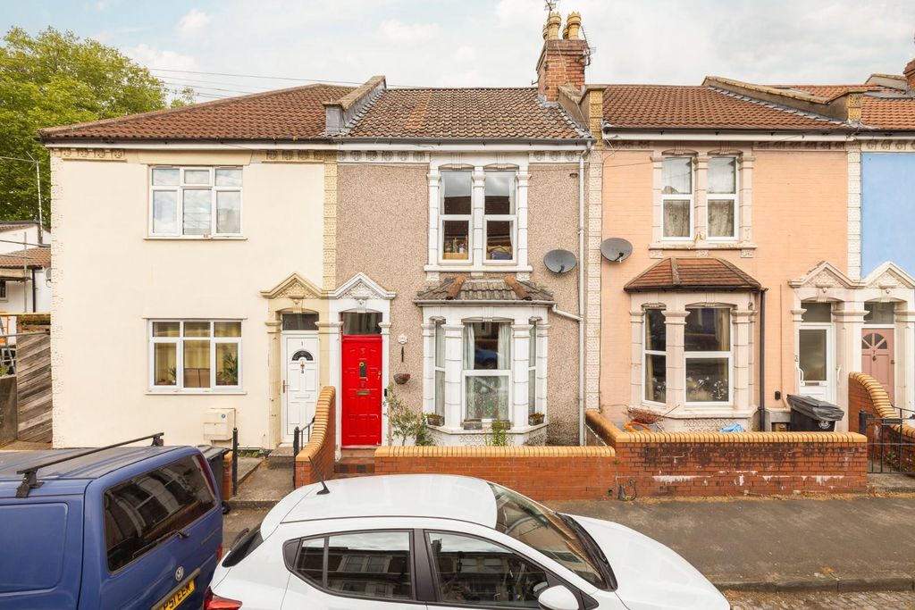 Property photo 2 of 29 Char8859.Jpg