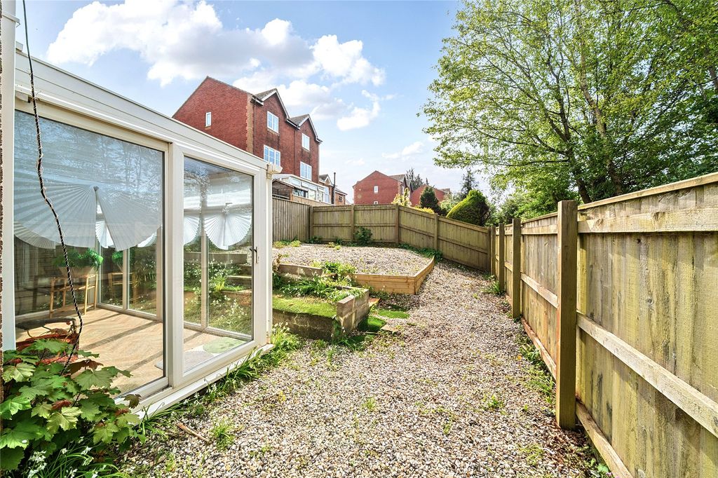 Property photo 2 of 18 2 - Picture No. 08