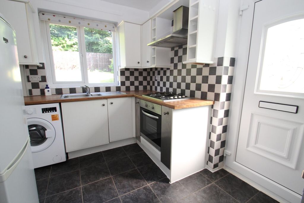 Property photo 3 of 10 0 General