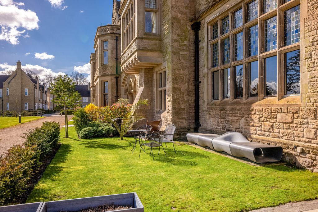 Additional image 25 of 2 bed flat for saleBirmingham Road Hatton Warwick, Warwickshire CV35