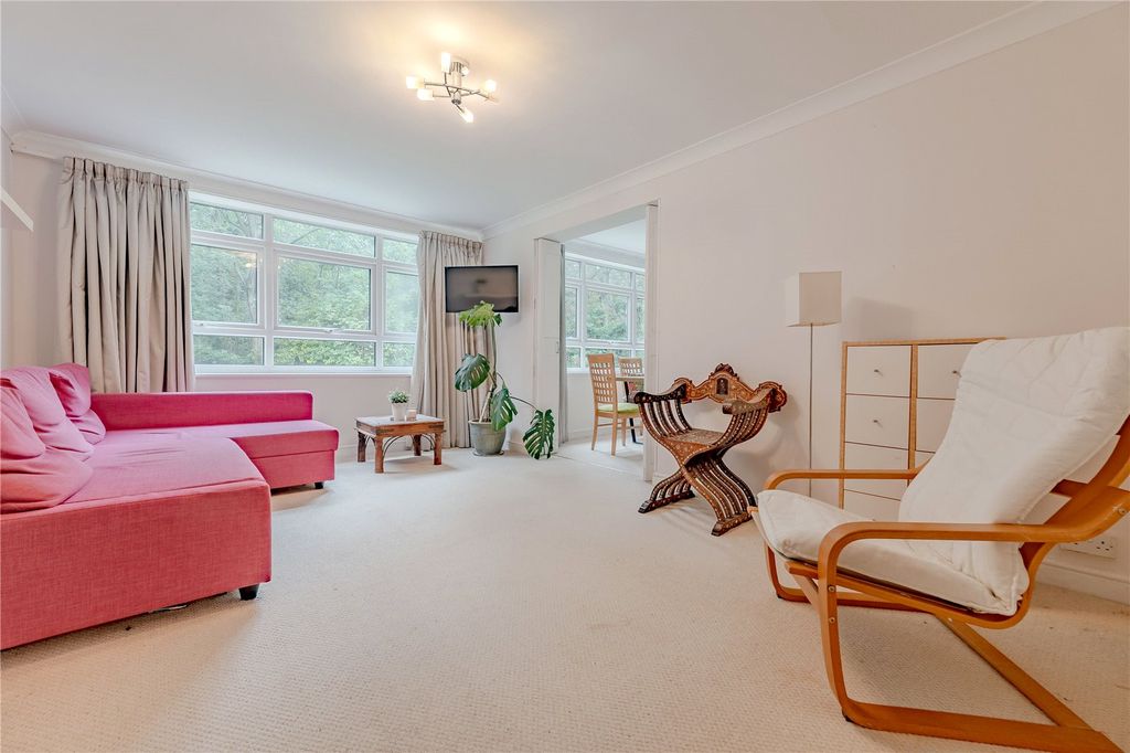 Property photo 2 of 15 Picture No. 02