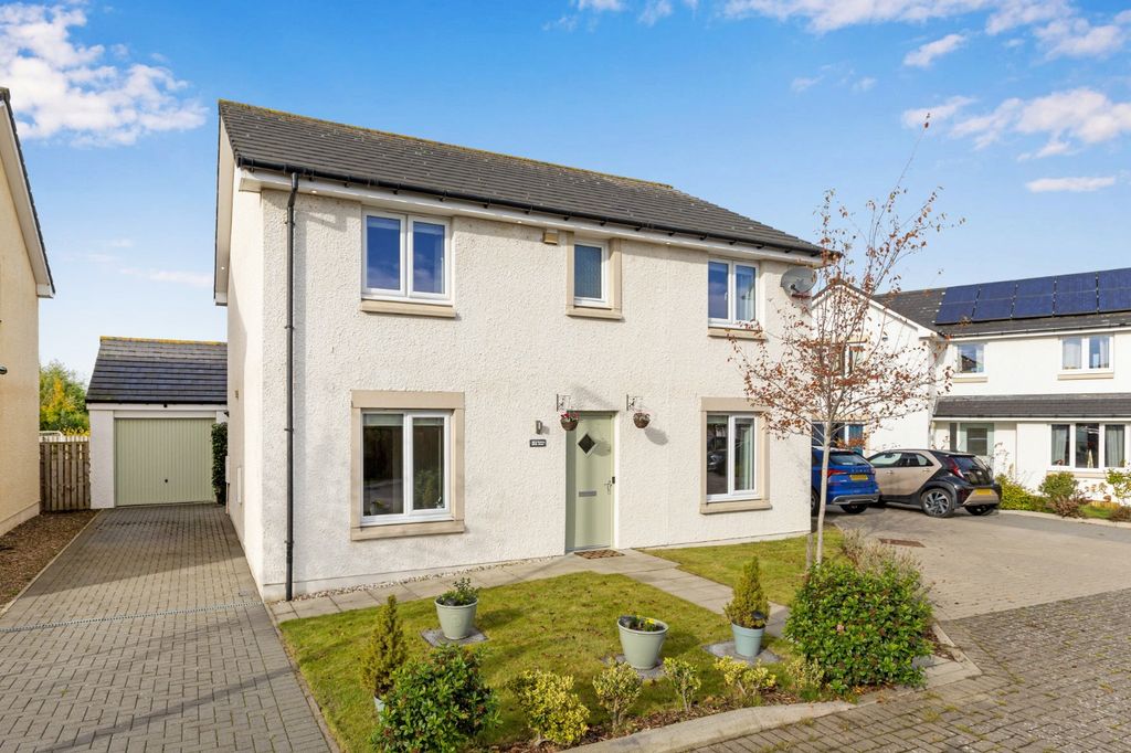 Property photo 1 of 22