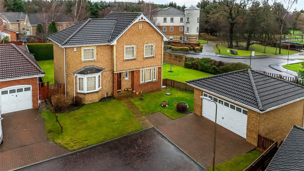 Property photo 2 of 24 Picture No. 32