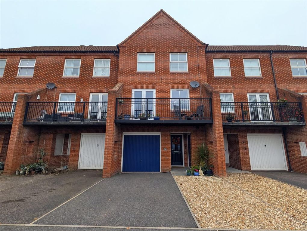 Property photo 1 of 21 Original-73Eb80Bc-A7Fb-4B6D-908B-D608447A8845.Jpeg