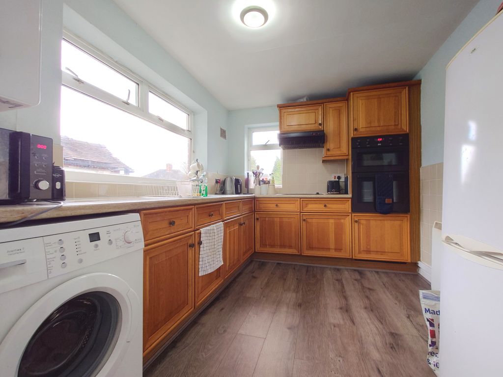 Property photo 3 of 31