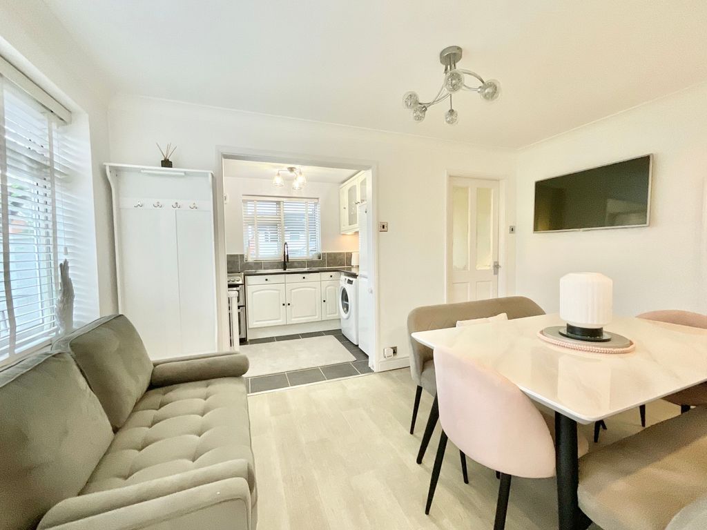 Property photo 3 of 29