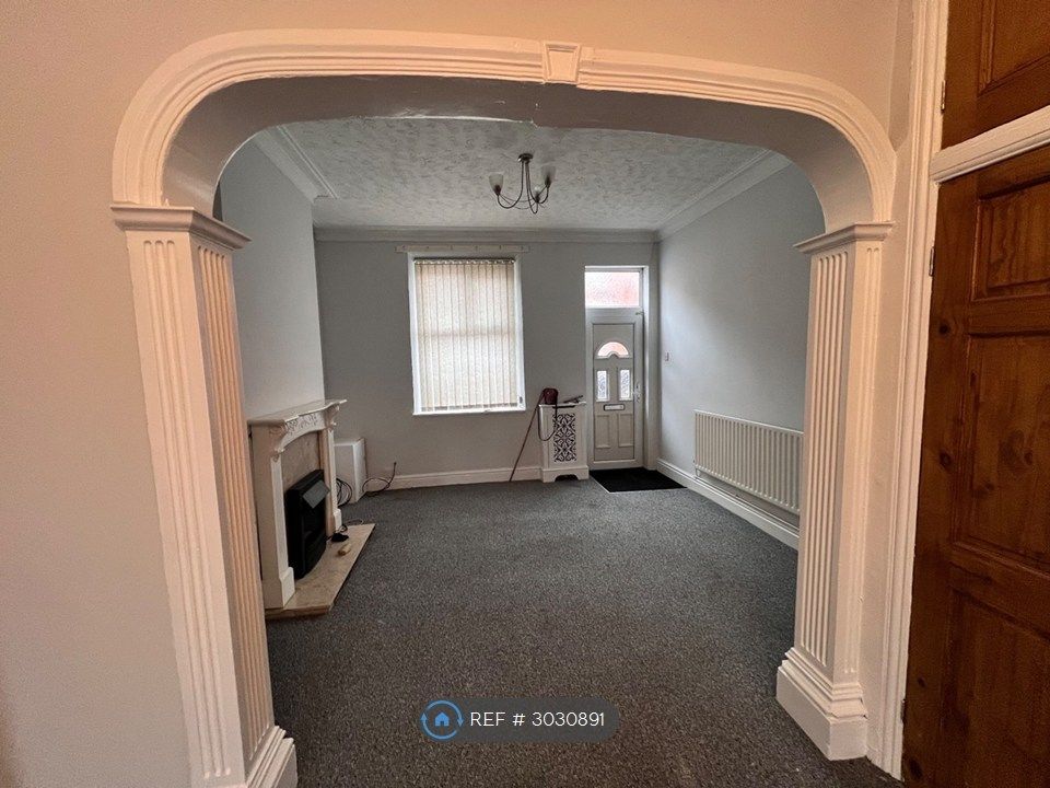 Property photo 3 of 21