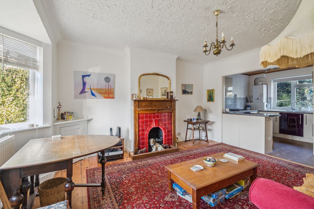 Property photo 2 of 11