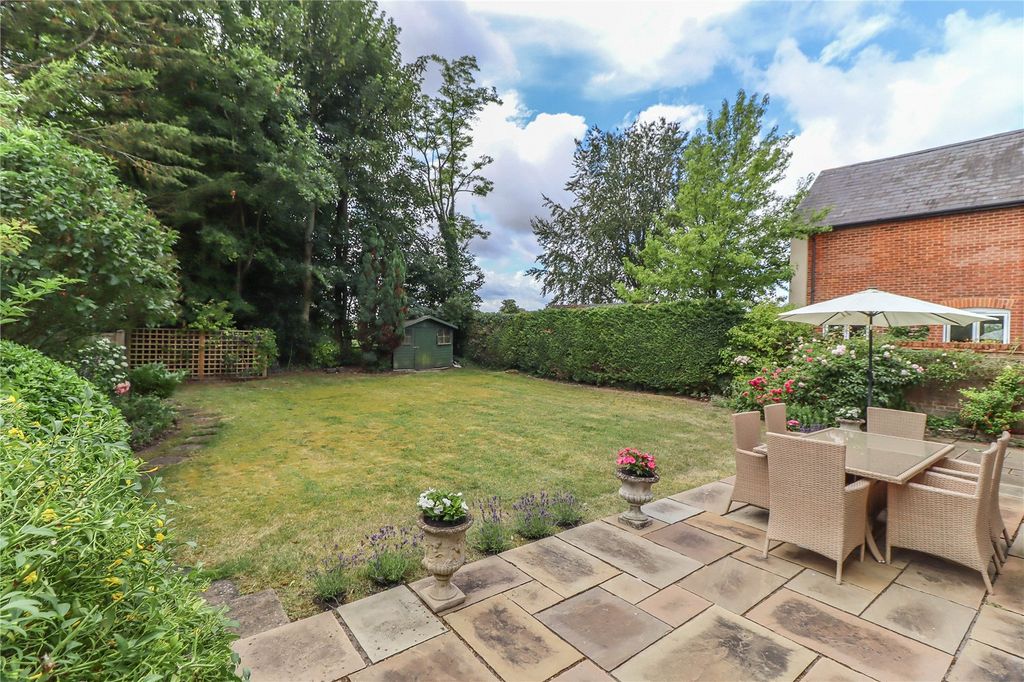 Property photo 2 of 26 Picture No. 44