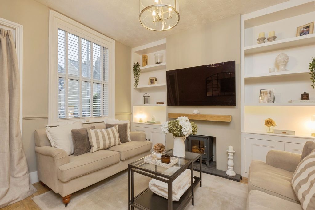 Property photo 2 of 13 Pbox-Img.Jpg