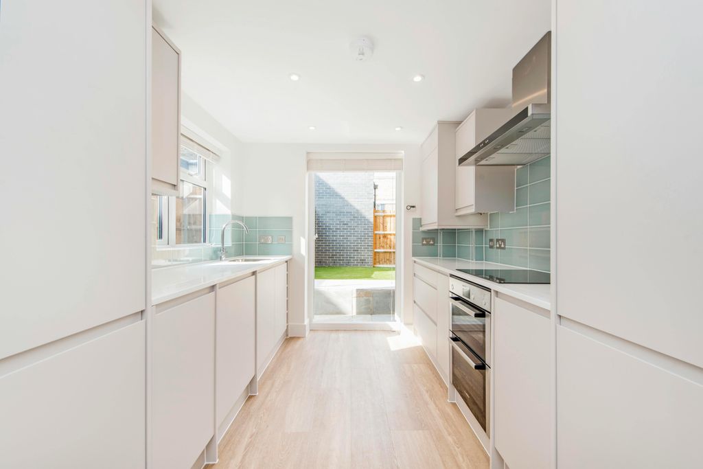 Property photo 1 of 14 Kitchen