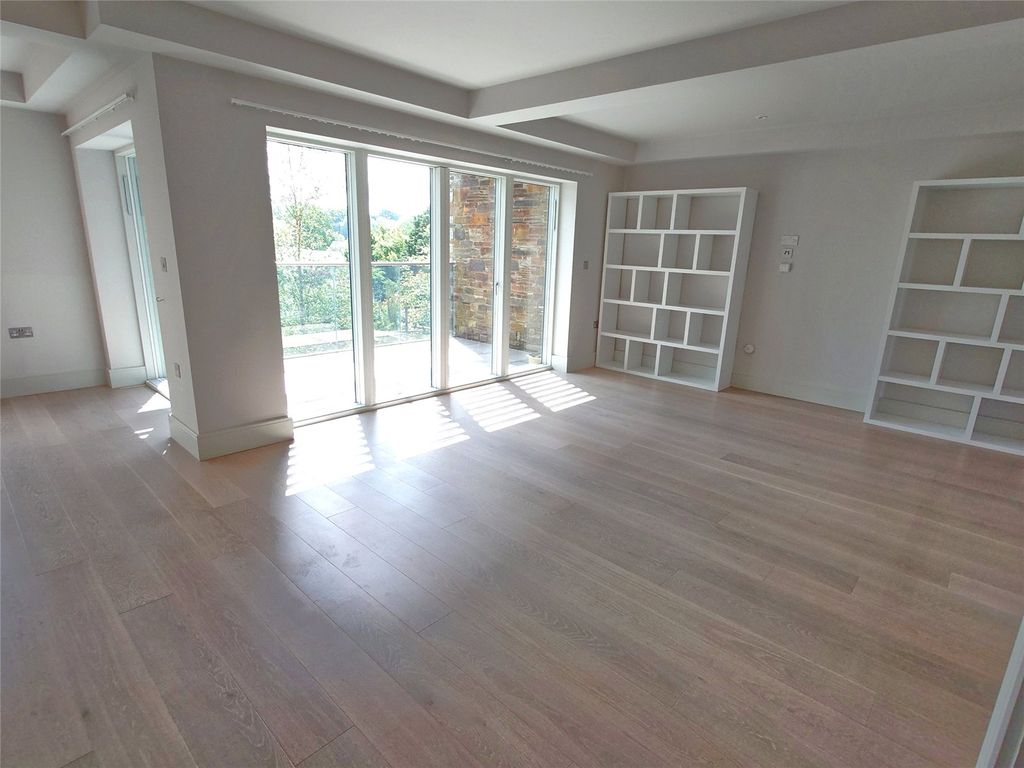 Additional image 15 of 2 bed flat for saleThe Hideaway, Tremorvah Barton, Truro, Cornwall TR1