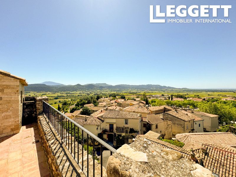 Property photo 2 of 10