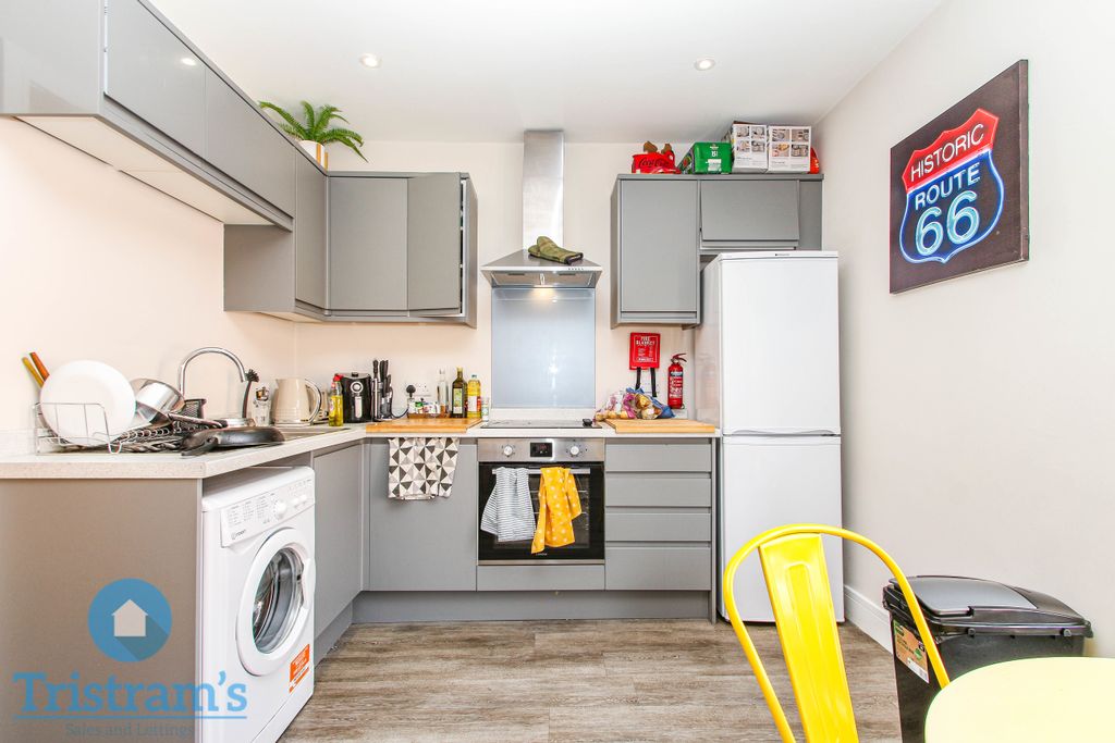 Property photo 3 of 15 Img_9672