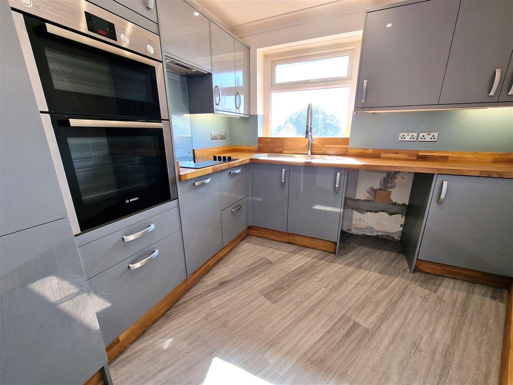 Property photo 3 of 6 20220426_163017.Jpg