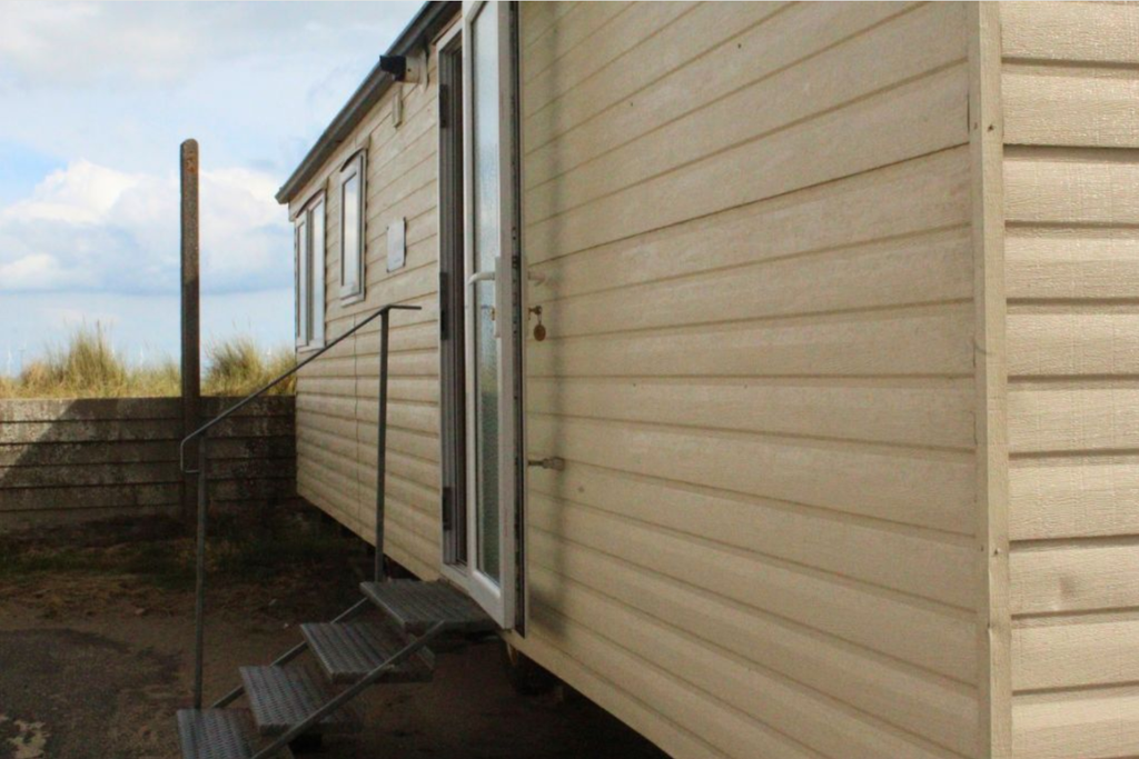 Property photo 1 of 7 1