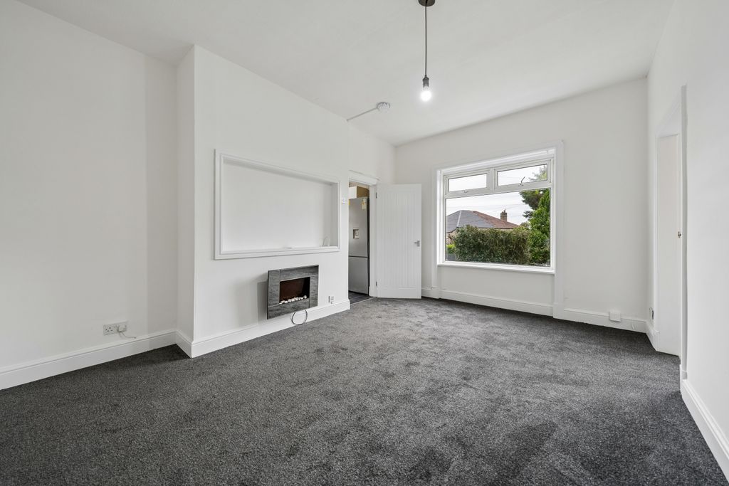 Property photo 2 of 17 Picture No. 02