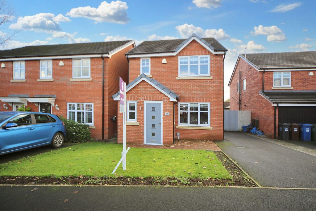 Property photo 1 of 21