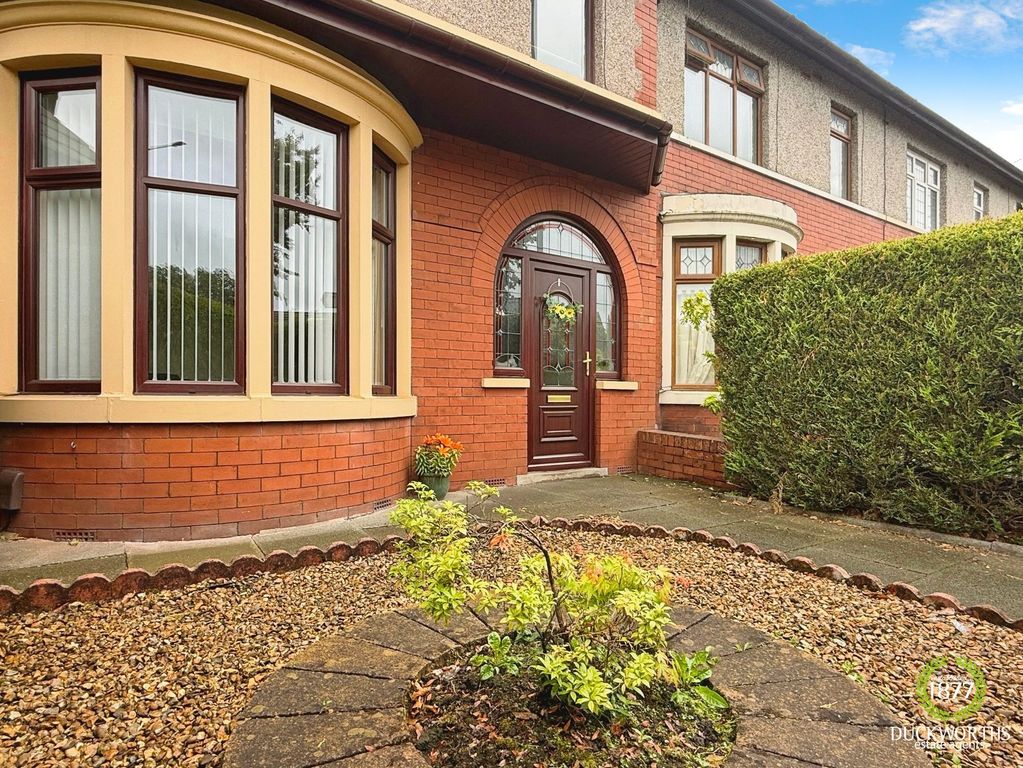 Property photo 1 of 24