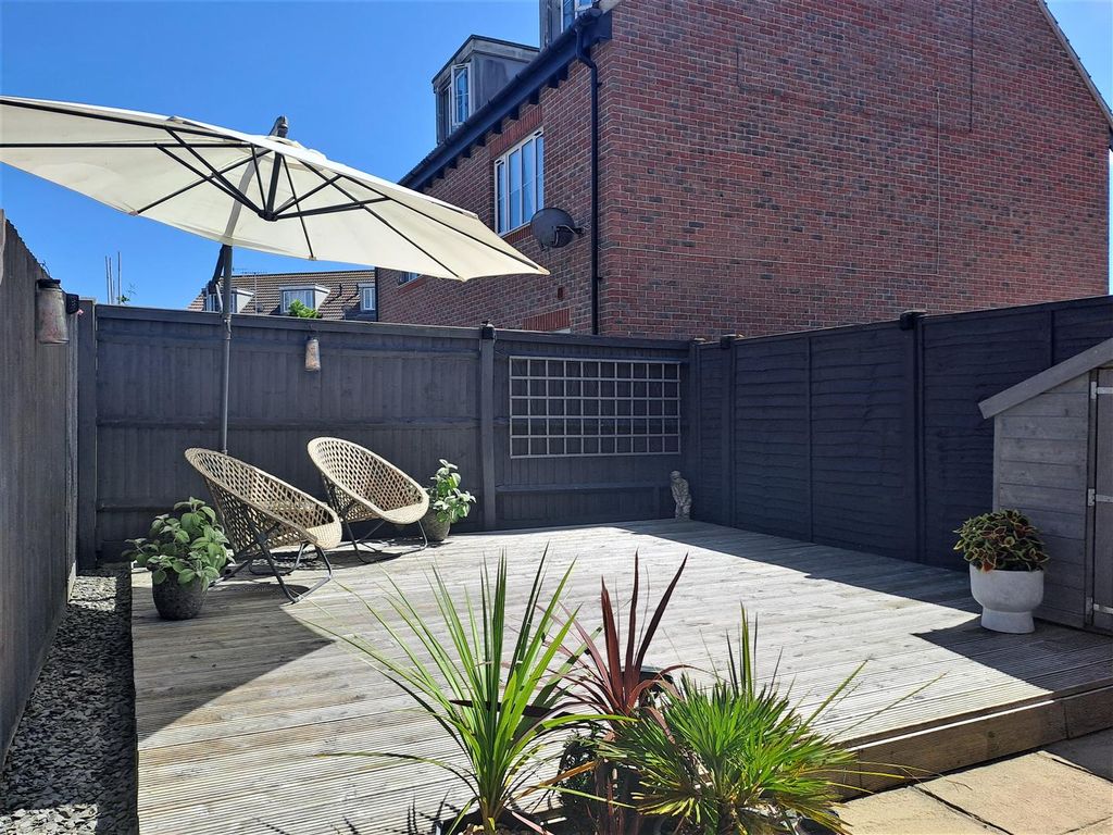 Property photo 2 of 13 Rear Garden