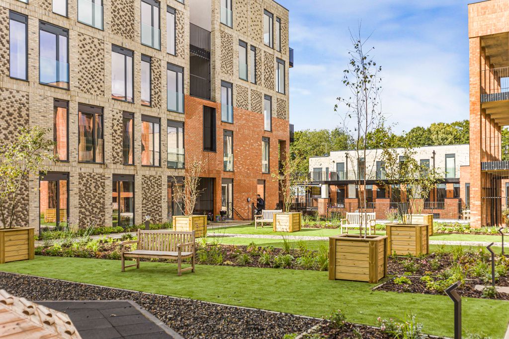 Property photo 1 of 10 External