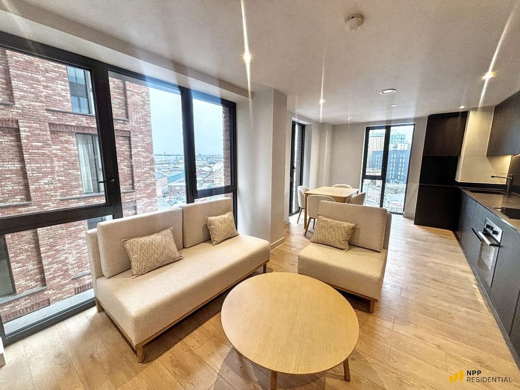 Property photo 2 of 24