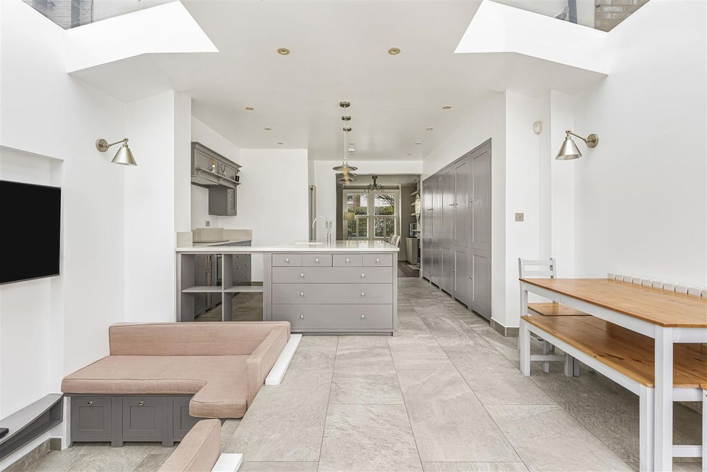 Property photo 2 of 14 Family Room