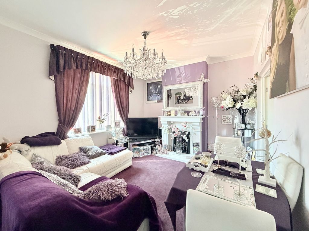 Property photo 3 of 20