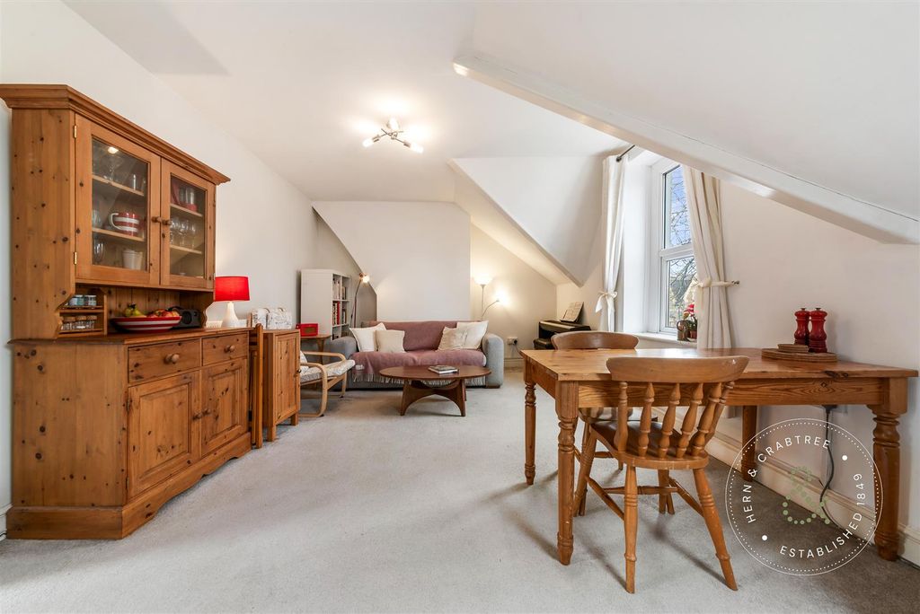 Property photo 3 of 23 Princess-St-Flat-4-19.Jpg