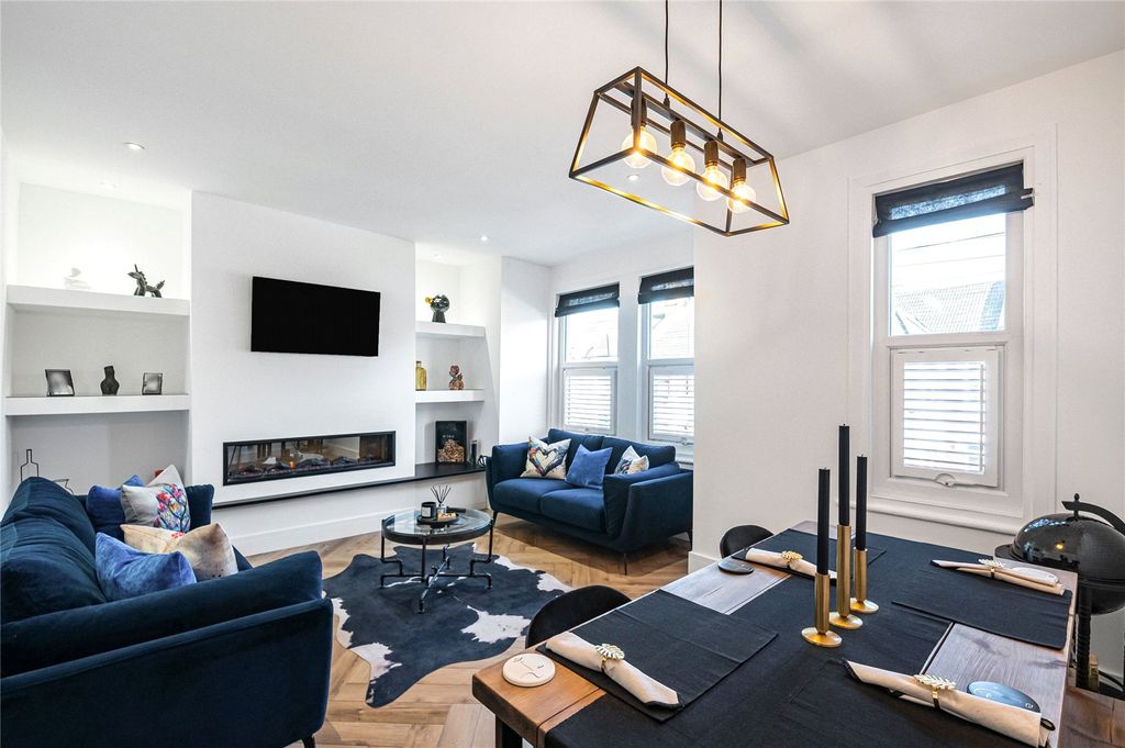 Property photo 3 of 20 Picture No. 10