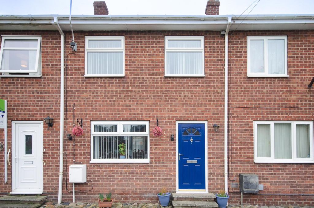 Property photo 2 of 19