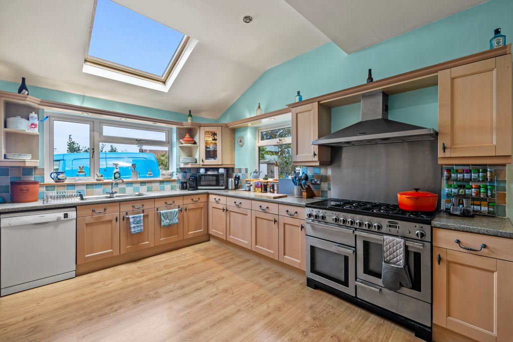 Additional image 49 of 10 bed detached house for saleHigher Lane, Swansea SA3