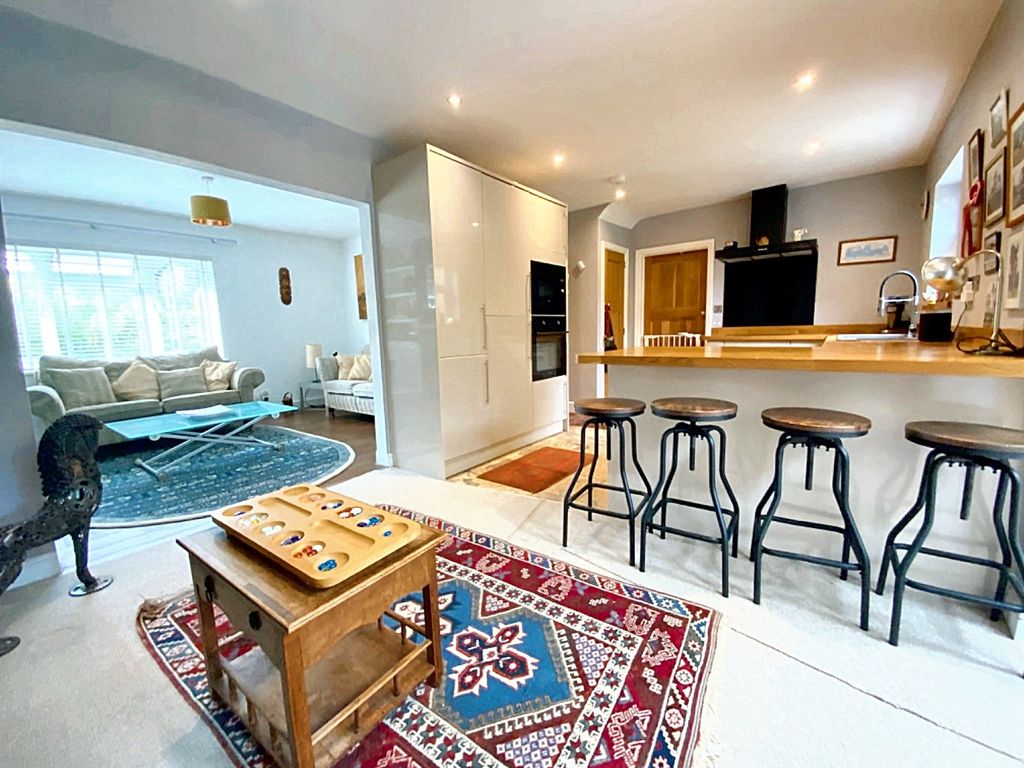 Property photo 2 of 46 3586755