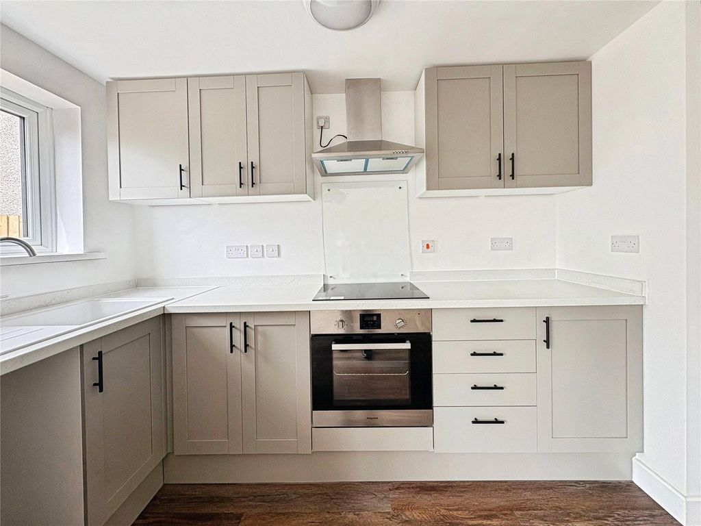 Property photo 2 of 10 Kitchen/ Diner