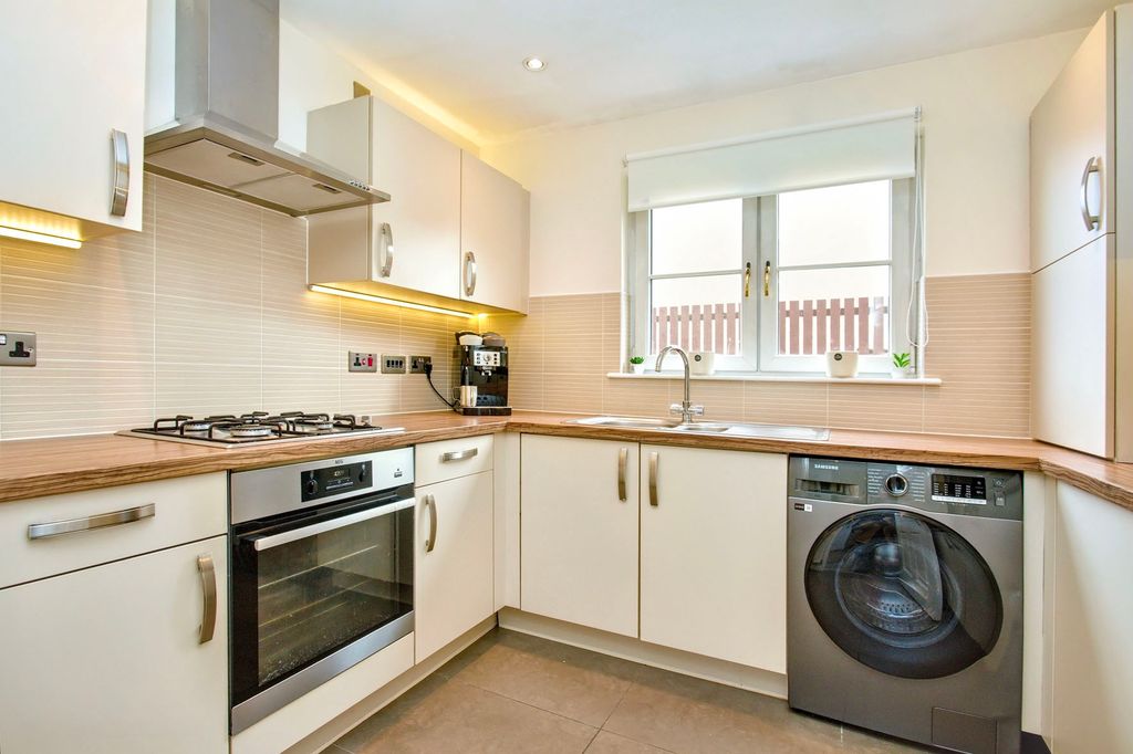 Property photo 3 of 12 Property Image 3