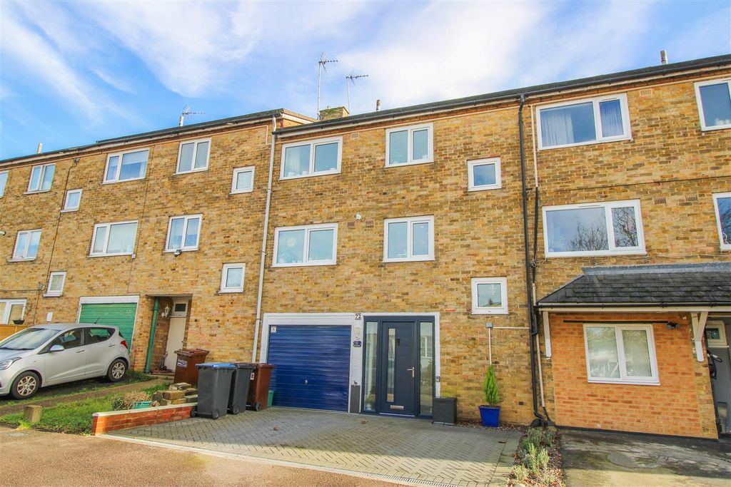 Property photo 1 of 14 Img_9902.Jpg