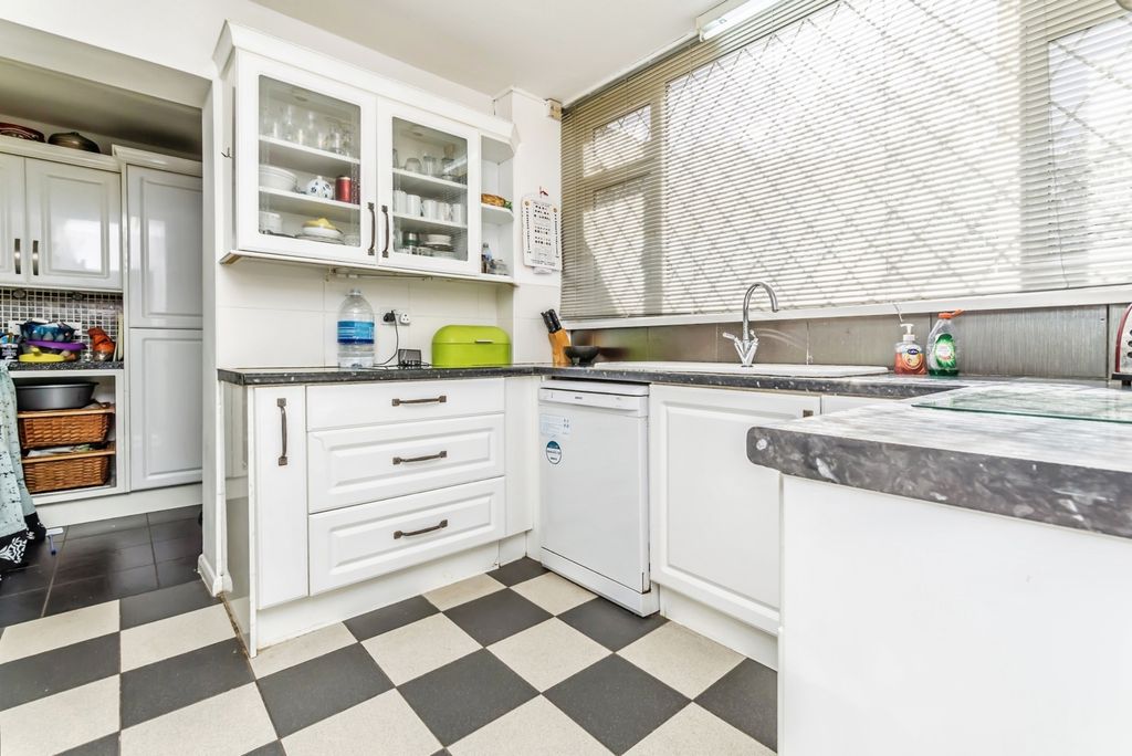 Property photo 2 of 17 Pbox-Img.Jpg