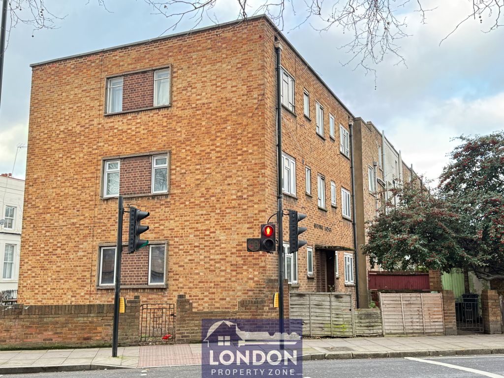 Property photo 2 of 8