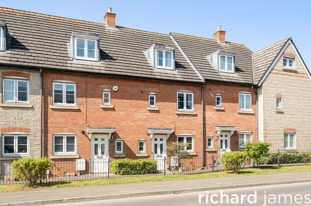 Property photo 1 of 14 c7645E086d204c1082ce3Cffa0c4Ea84