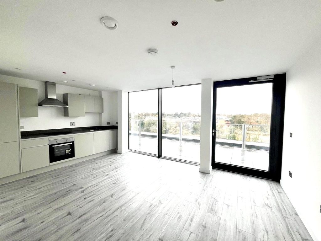 Property photo 2 of 5 Picture No. 06