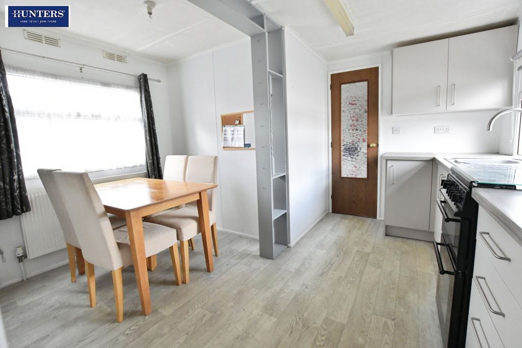 Property photo 3 of 16 Kitchen/Diner
