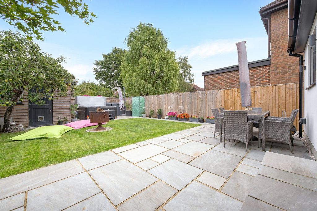 Property photo 3 of 14