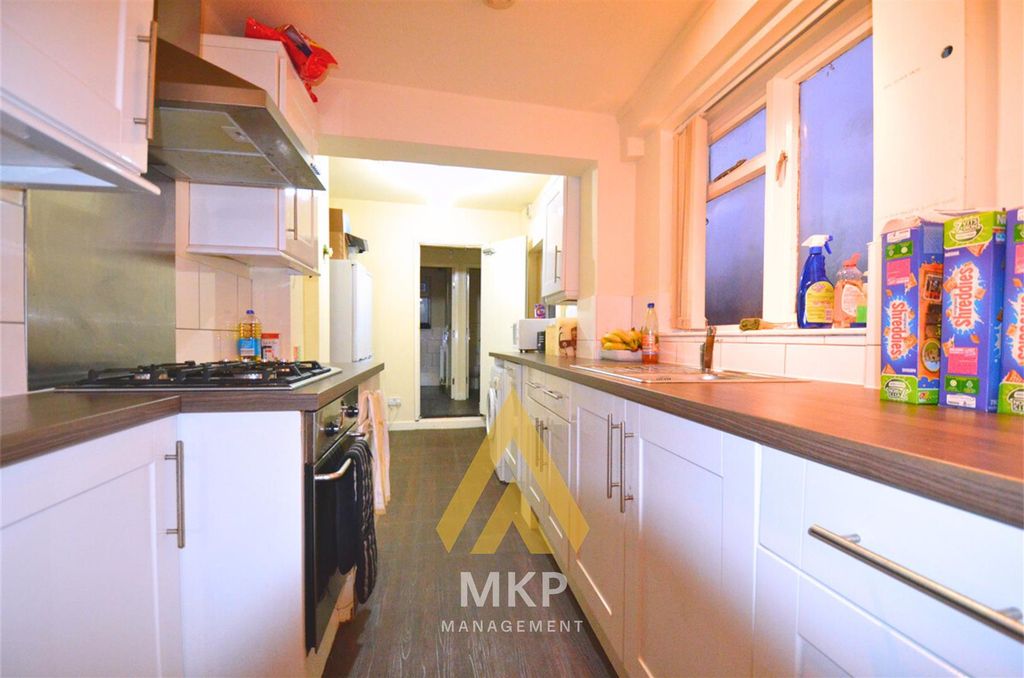 Property photo 3 of 17 3.Png