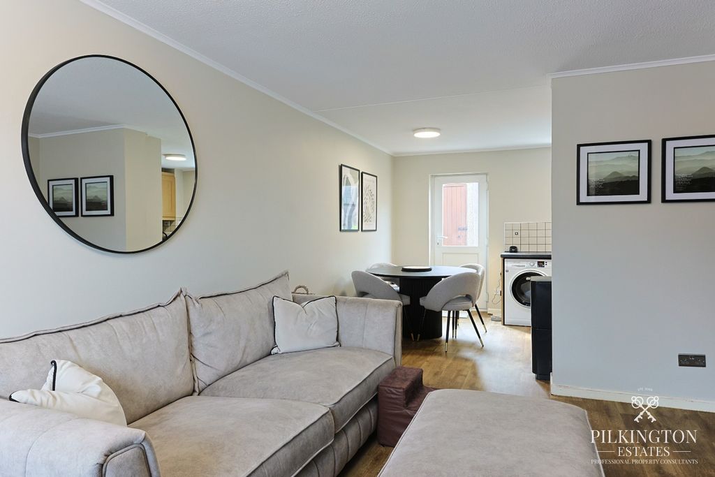 Property photo 3 of 12 5442604