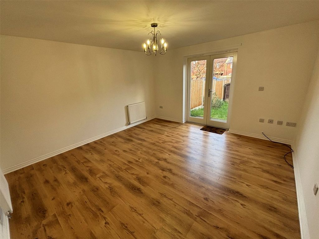 Property photo 3 of 18 Picture No. 08